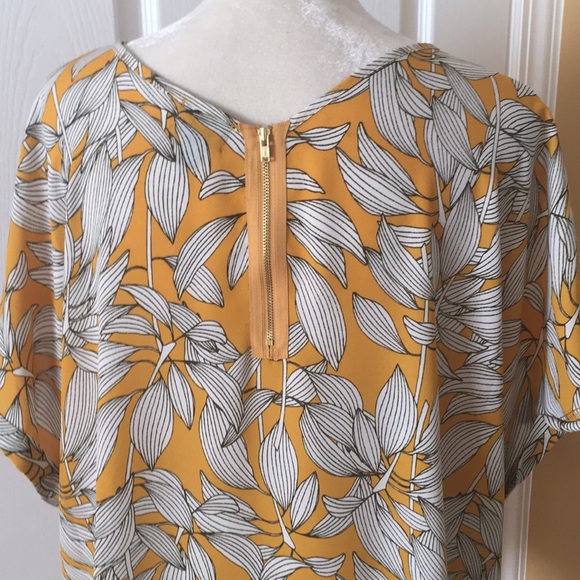 Women’s yellow pattern sheet top - Picture 4 of 4